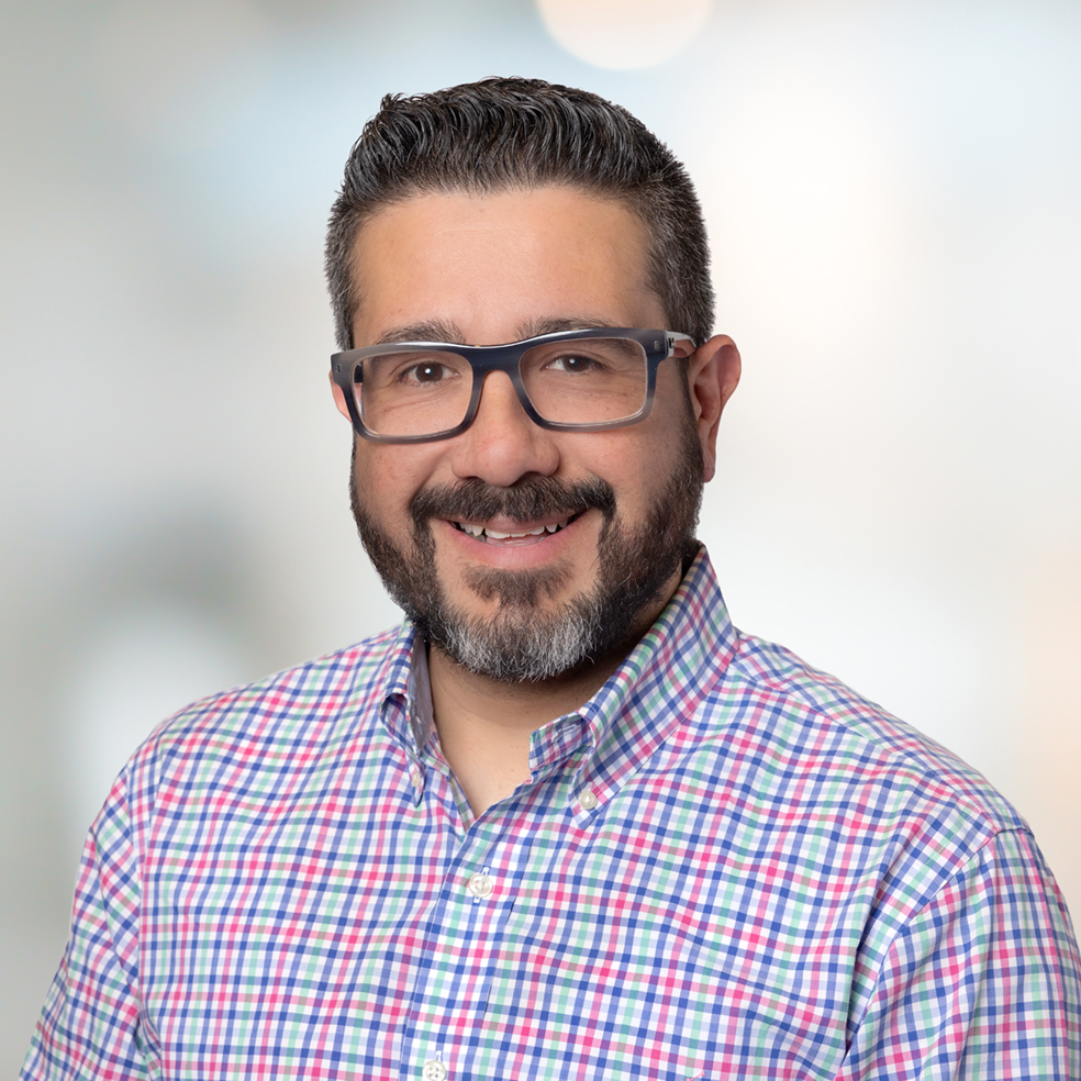 Alan Jalón headshot