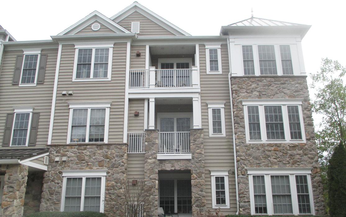 Typical three-story front of garden homes at Reserve at Gwynedd in Upper Gwynedd, Pennsylvania. 