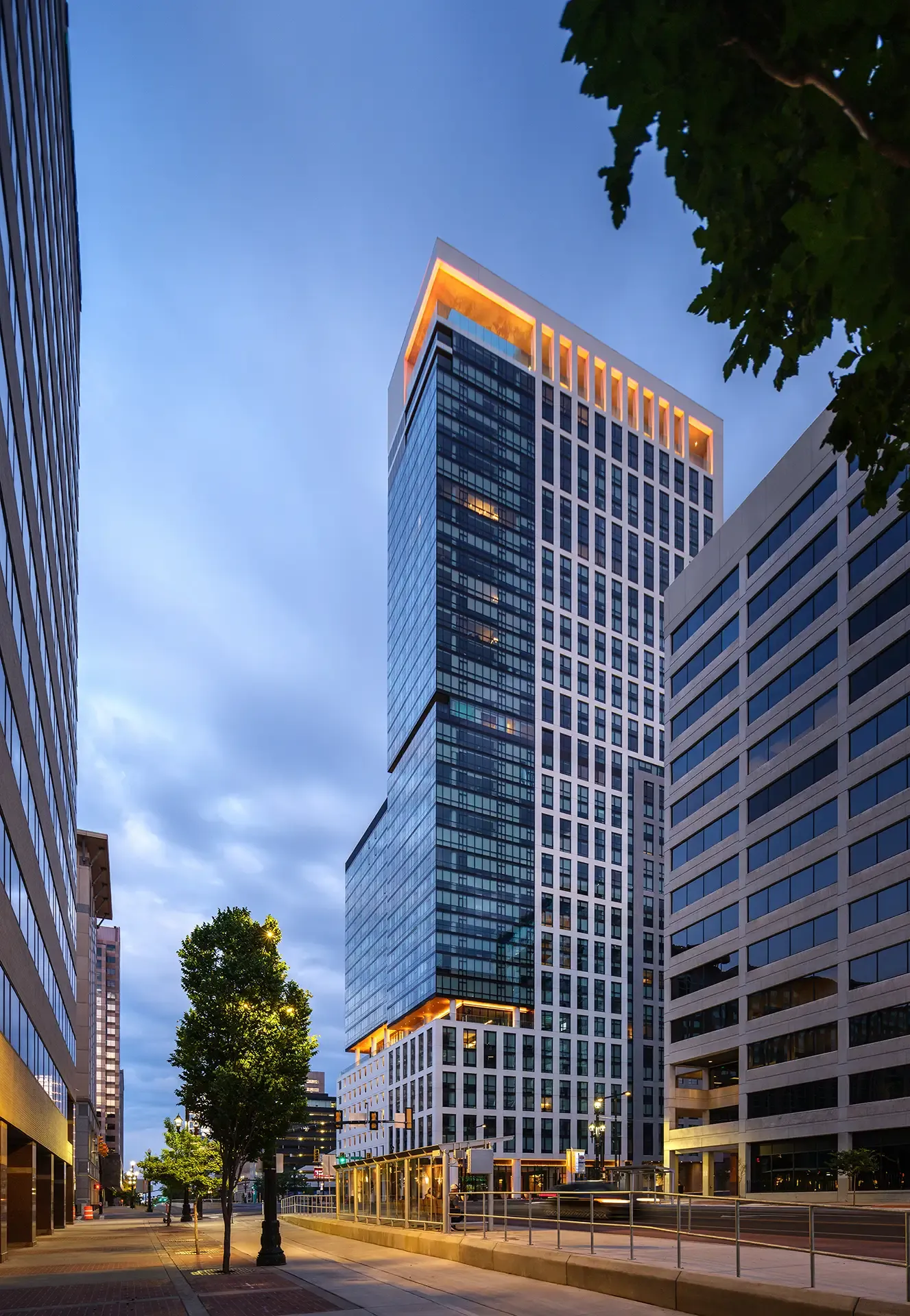 We provided structural engineering and performance-based design services to HKS for the residential high-rise.