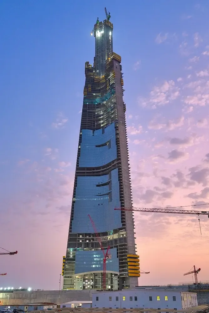 Jeddah Tower has now surpassed the world’s tallest all residential tower, Central Park Tower in NYC, and is nearing 500m. 