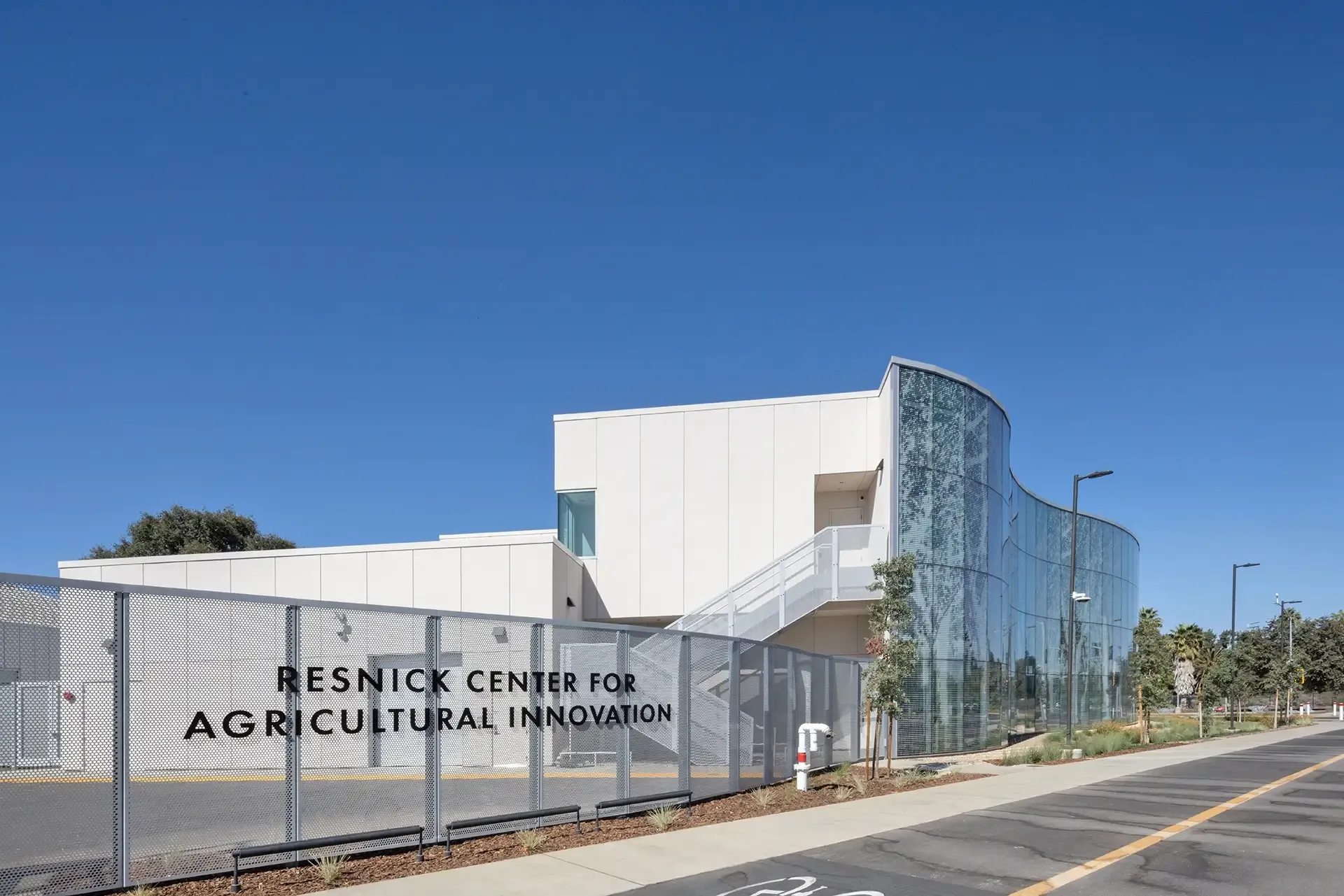 The new research hub includes sensor and robotics prototyping labs, a molecular analysis wet lab, a plant-culture growth lab, and a big data and digital AI design lab.