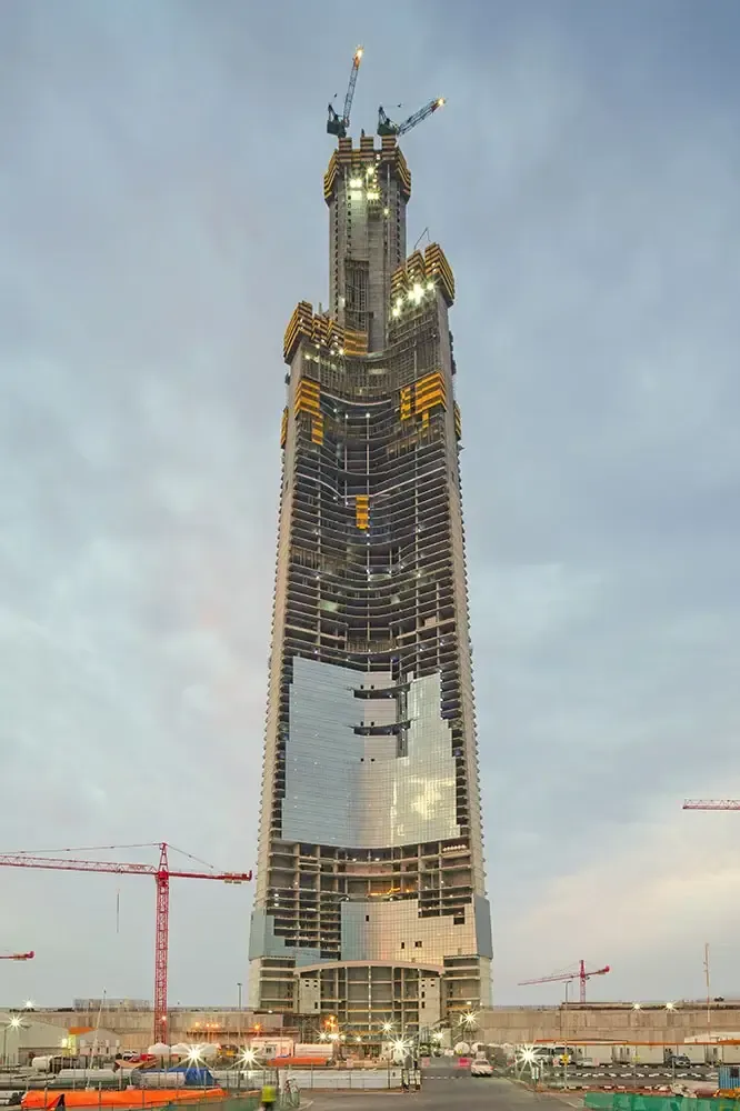 Designed to exceed 1,000 meters (3,280 feet), it will be the first structure in history to reach a full kilometer in height.