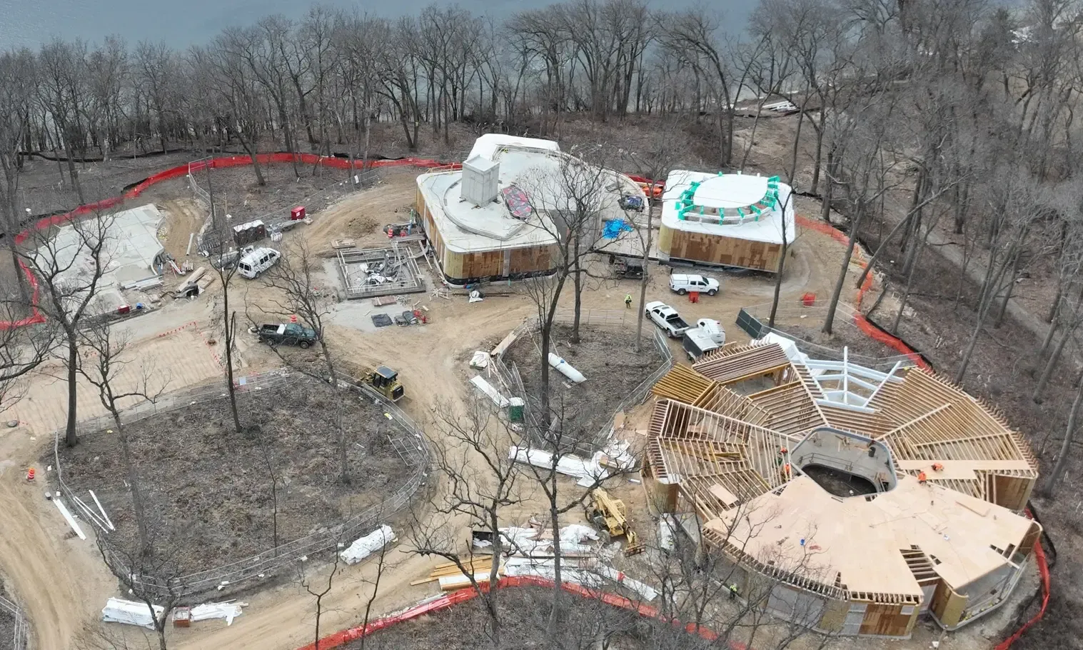 The Women’s Leadership Center at Williams Bay is a new 25,000-square-foot campus composed of three buildings: the Lodge, the Council, and the Cabin. 