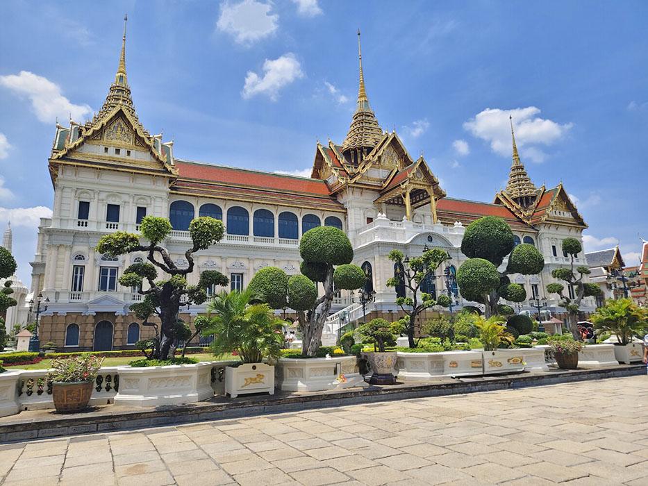 Chakri Maha Prasat Hall.