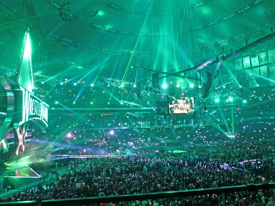 Rigging for the 2014 WWE WrestleMania at Caesars Superdome in New Orleans.